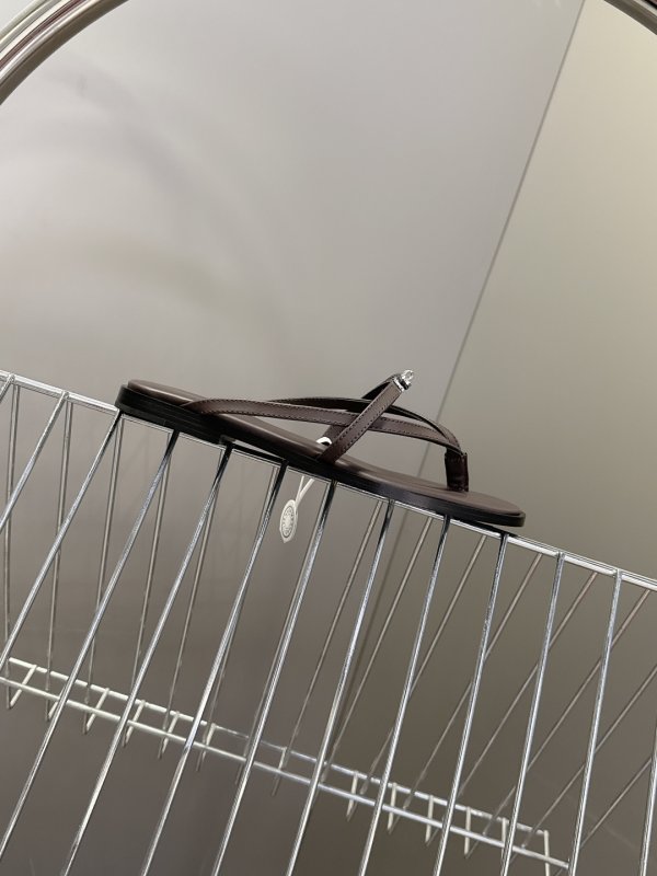 Шлепанцы Hermes Kelly Buckle фото 5