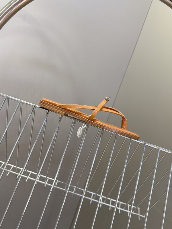 Шлепанцы Hermes Kelly Buckle фото 5