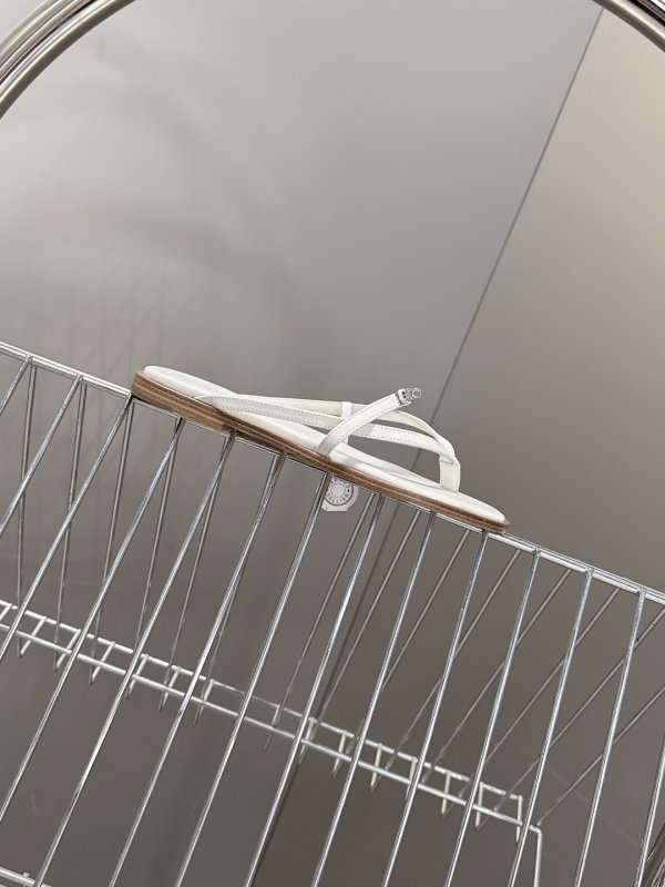 Шлепанцы Hermes Kelly Buckle фото 5