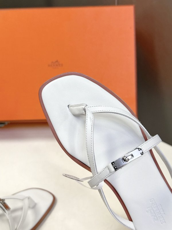 Шлепанцы Hermes Kelly Buckle фото 8