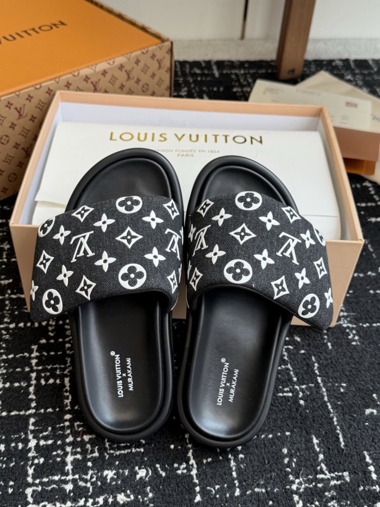 Шлепанцы LV POOL PILLOW COMFORT