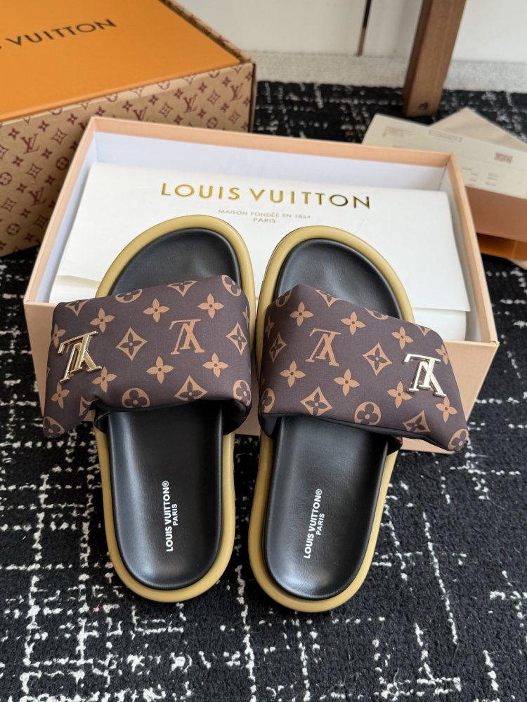 Шлепанцы LV POOL PILLOW COMFORT