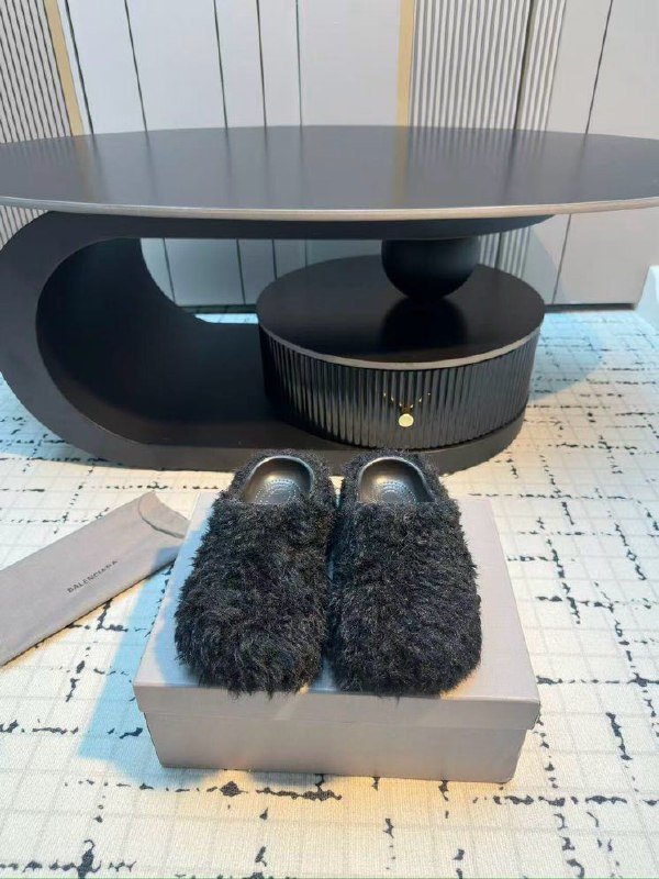 Шлепанцы маховые