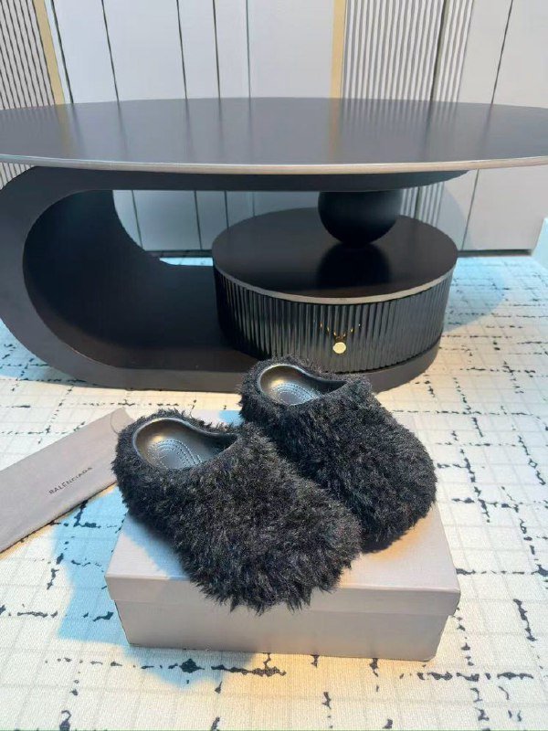 Шлепанцы маховые фото 4