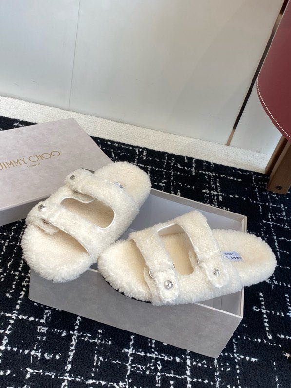 Шлепанцы меховые женские