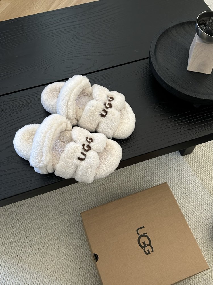 Шлепанцы меховые женские