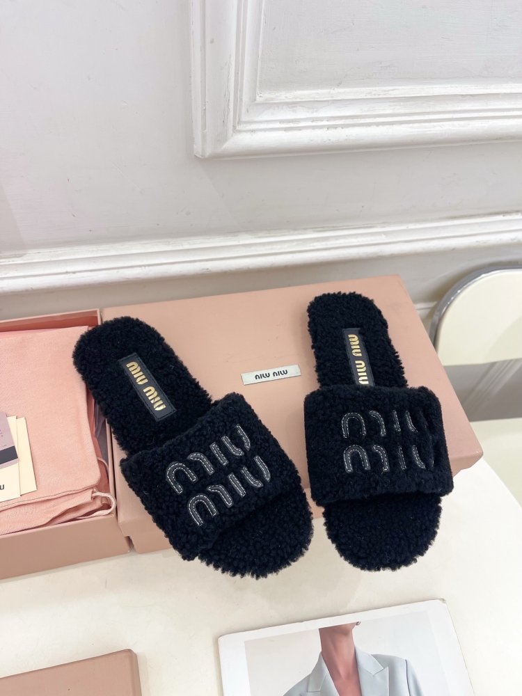 Шлепанцы меховые женские фото 2