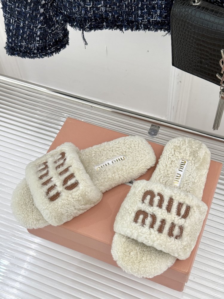 Шлепанцы меховые женские фото 2