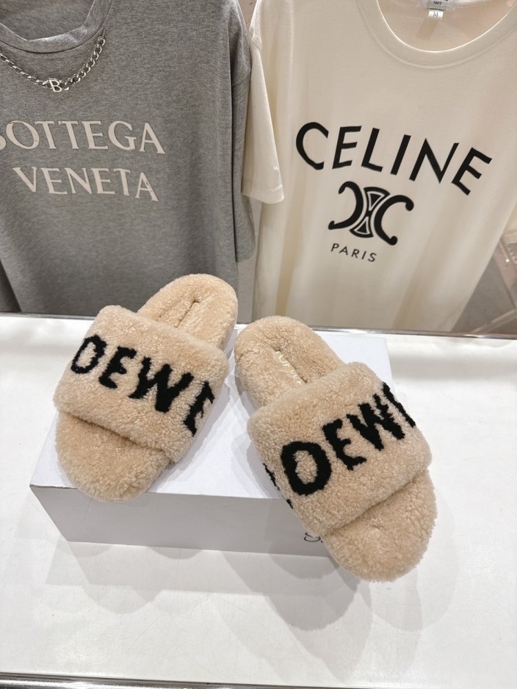 Шлепанцы меховые женские фото 2