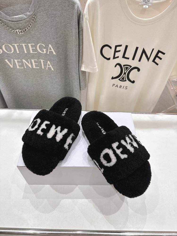 Шлепанцы меховые женские фото 2