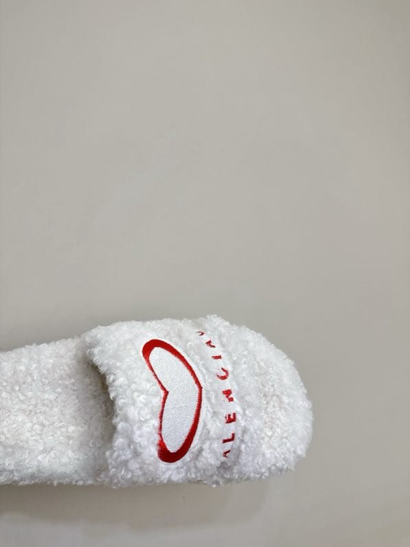 Шльопанці хутряні жіночі фото 2