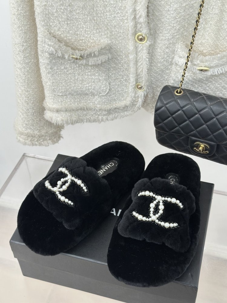 Шлепанцы меховые женские фото 2