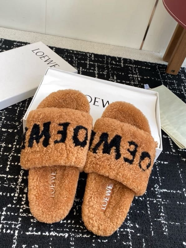 Шлепанцы меховые женские фото 2