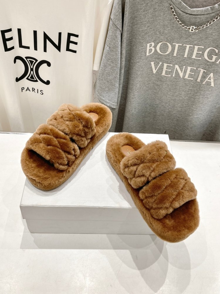 Шльопанці хутряні жіночі фото 2