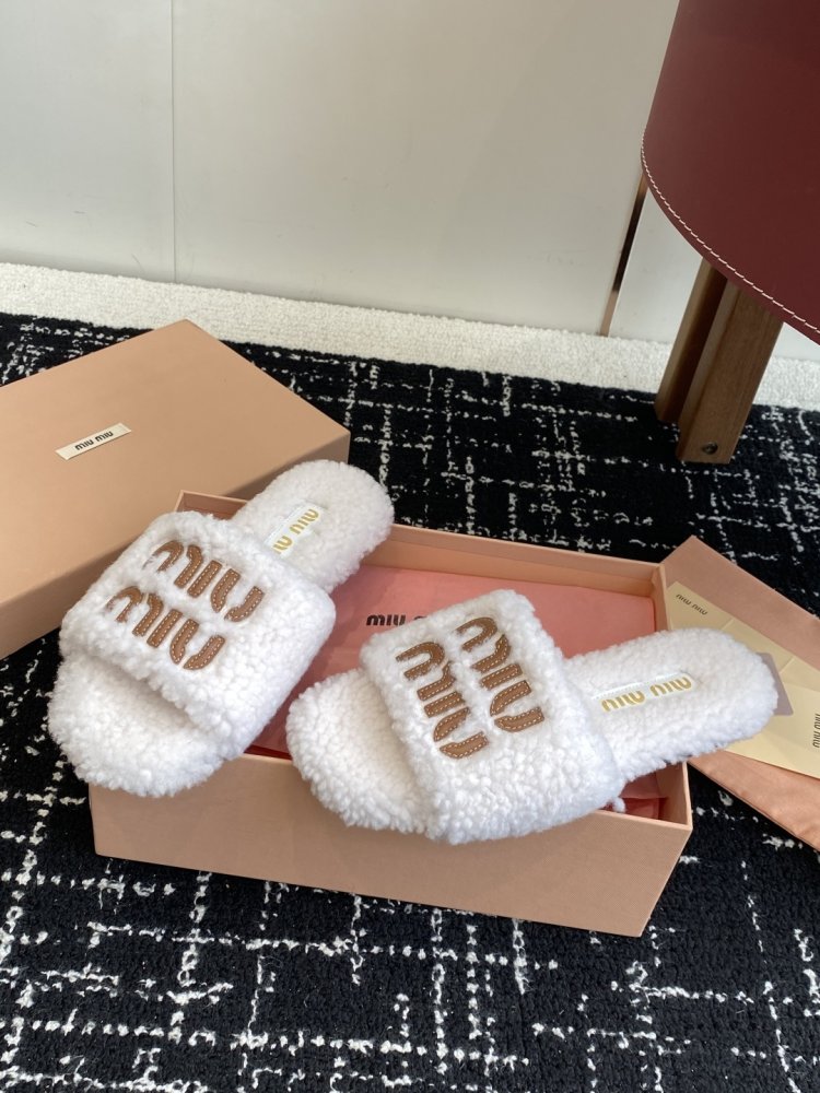 Шльопанці хутряні жіночі фото 3