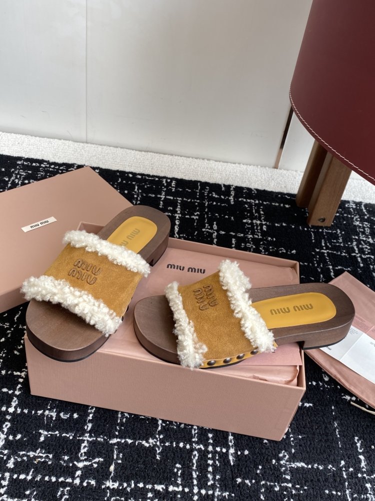 Шльопанці хутряні жіночі фото 3