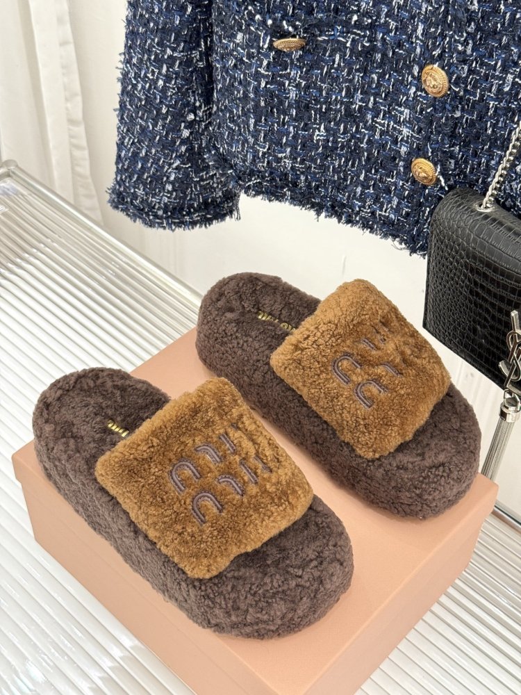 Шлепанцы меховые женские фото 3