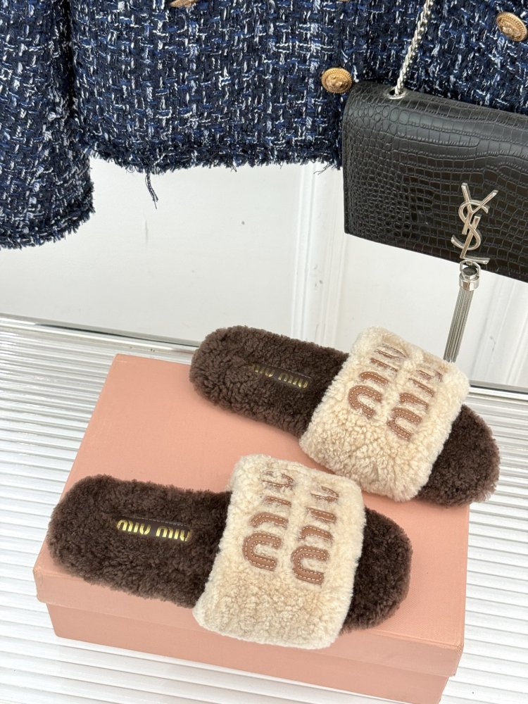 Шлепанцы меховые женские фото 3