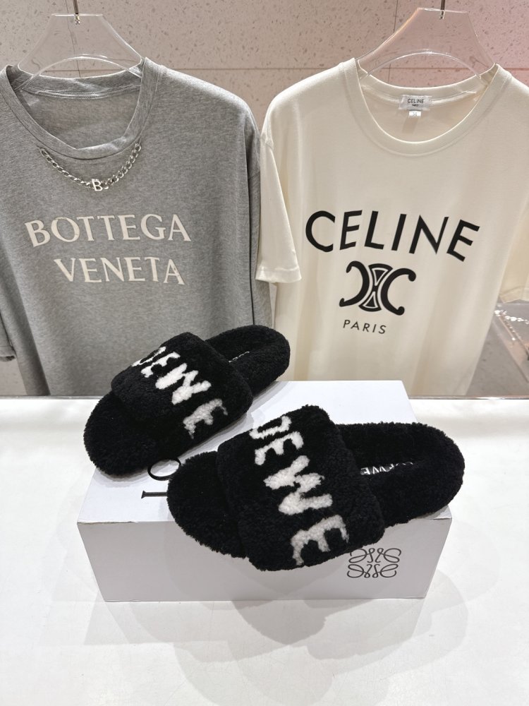 Шлепанцы меховые женские фото 3