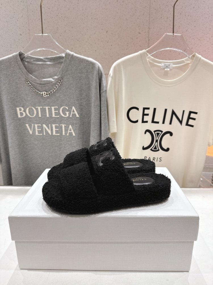 Шлепанцы меховые женские фото 3