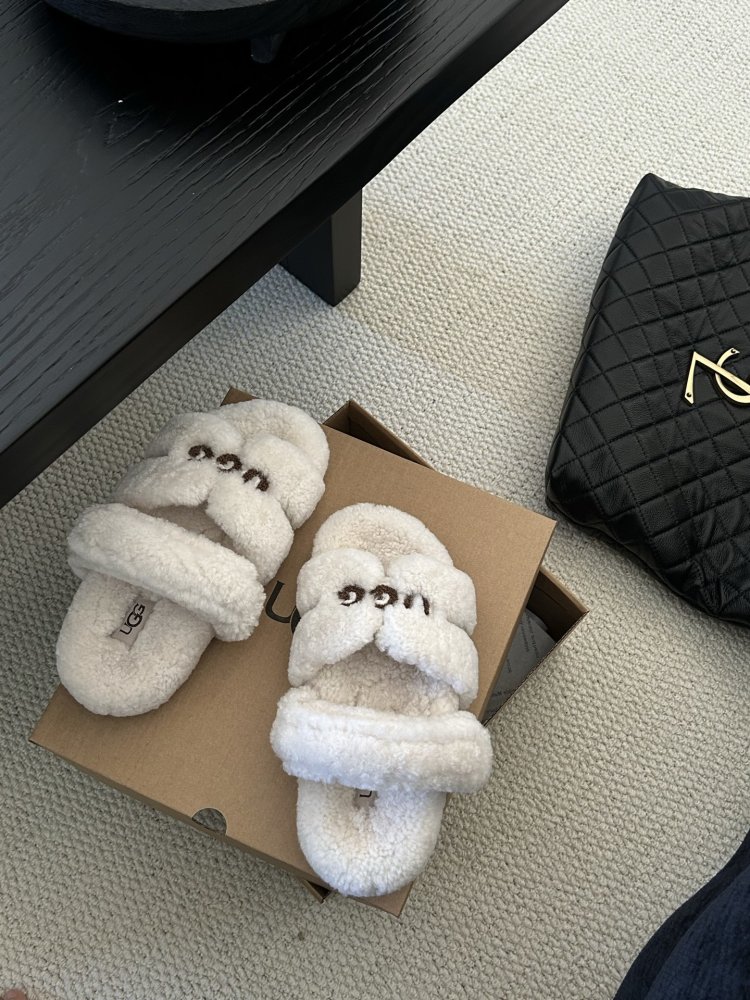 Шлепанцы меховые женские фото 3