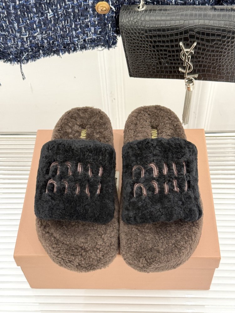 Шлепанцы меховые женские фото 4