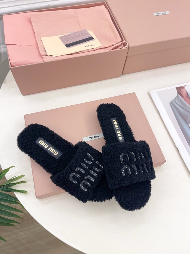 Шлепанцы меховые женские фото 4