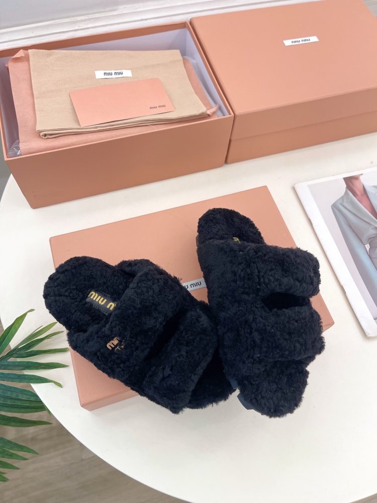 Шлепанцы меховые женские фото 4