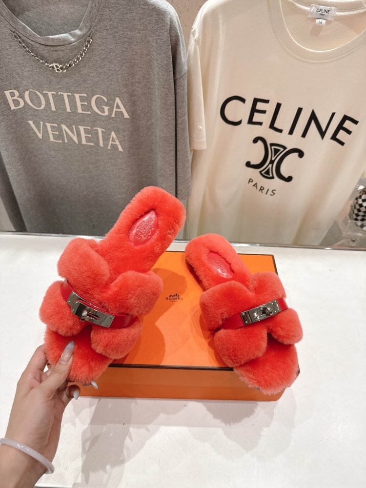 Шльопанці хутряні жіночі фото 4