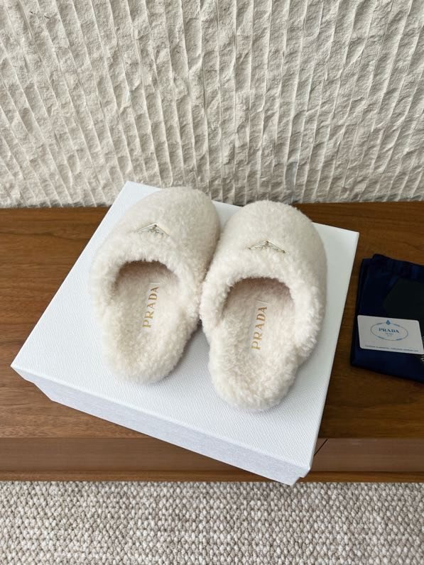 Шльопанці хутряні жіночі фото 4