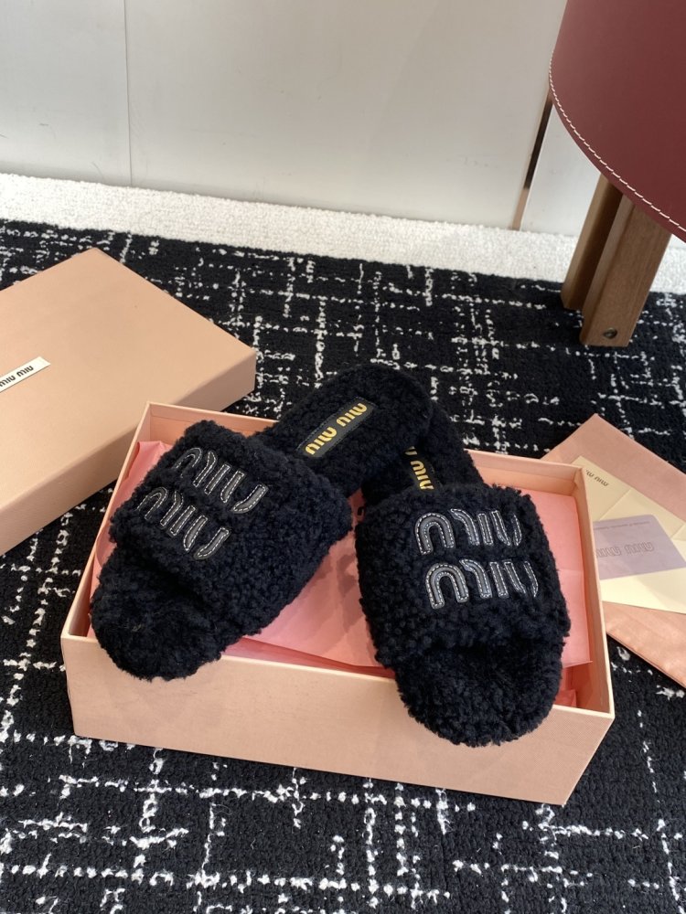 Шльопанці хутряні жіночі фото 5