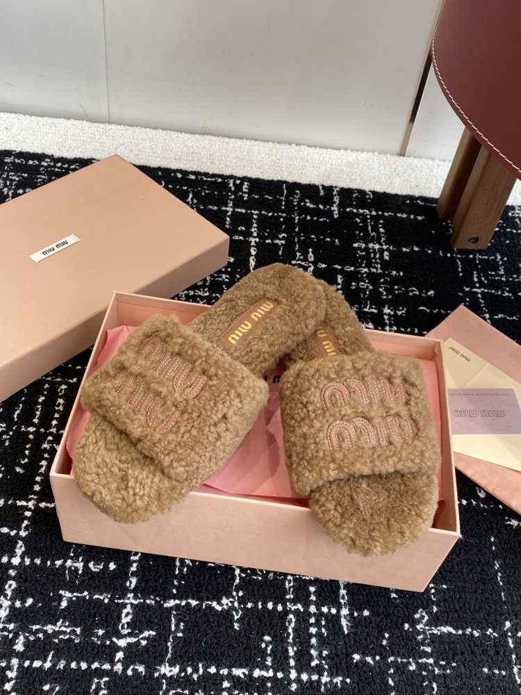 Шльопанці хутряні жіночі фото 5