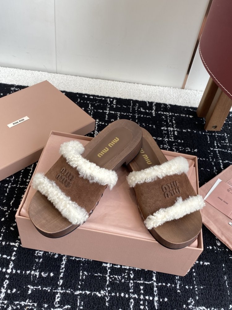 Шльопанці хутряні жіночі фото 5