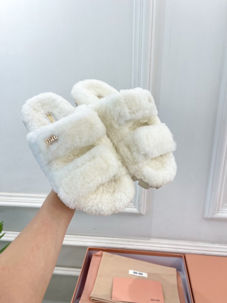 Шлепанцы меховые женские фото 5