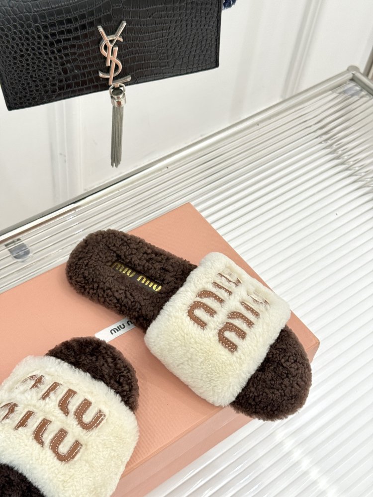 Шлепанцы меховые женские фото 5