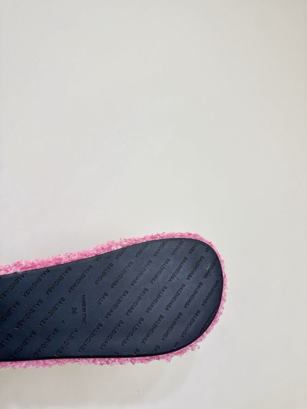 Шльопанці хутряні жіночі фото 5