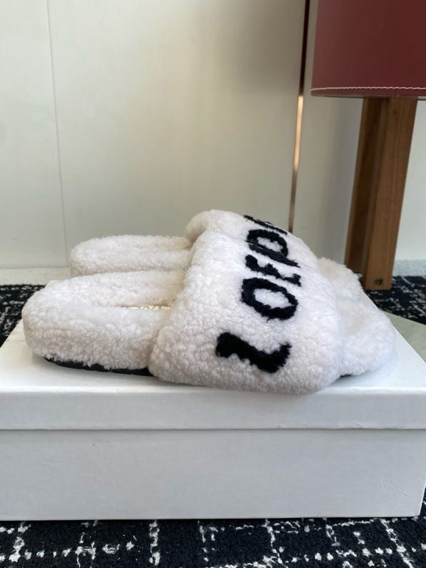 Шльопанці хутряні жіночі фото 5