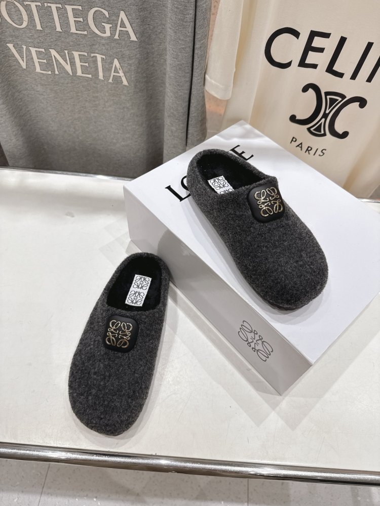 Шльопанці хутряні жіночі фото 5