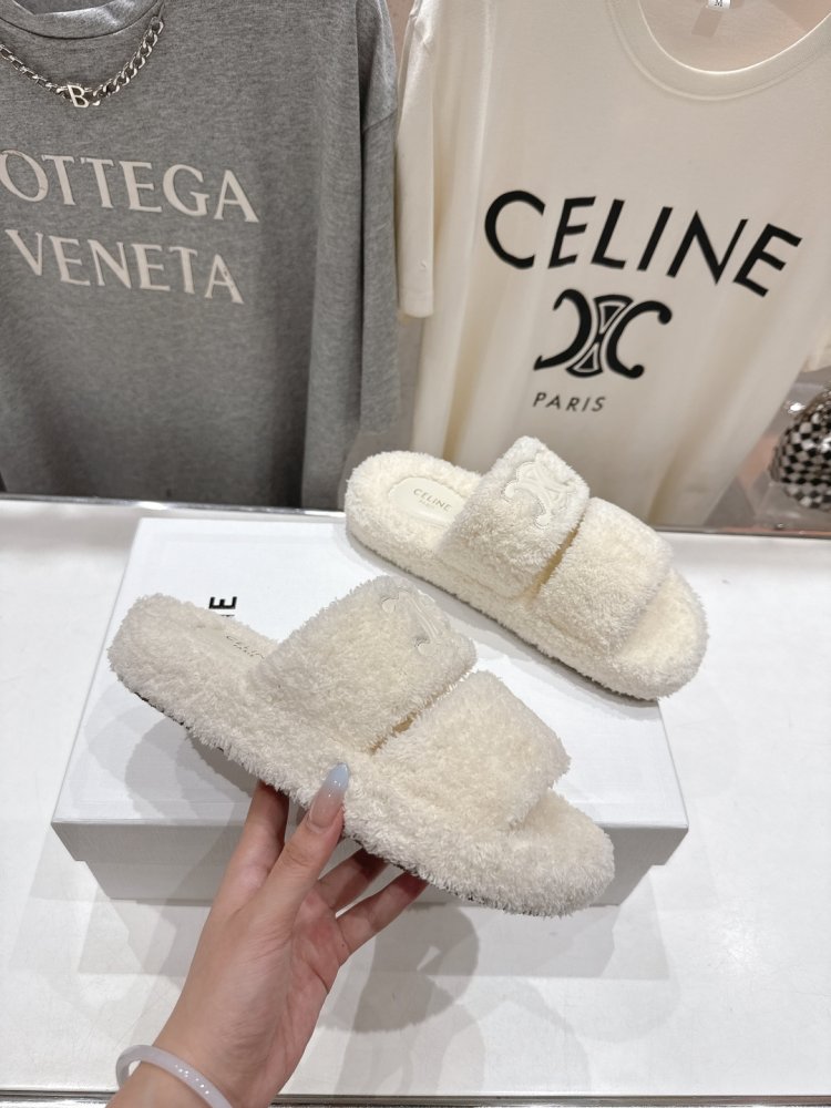 Шлепанцы меховые женские фото 5