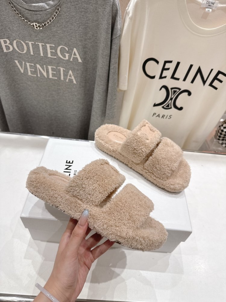 Шлепанцы меховые женские фото 5