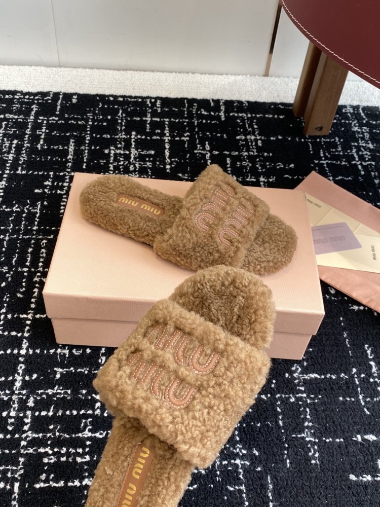 Шльопанці хутряні жіночі фото 6