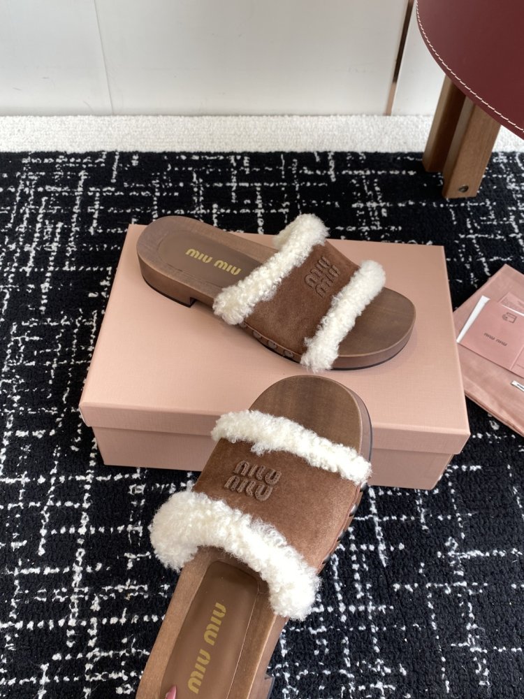 Шльопанці хутряні жіночі фото 6