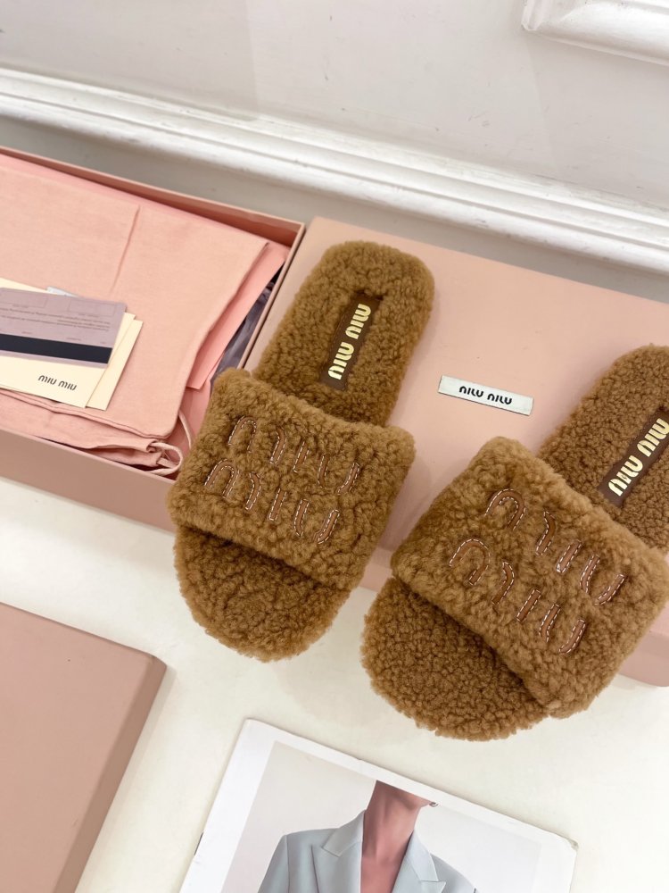 Шлепанцы меховые женские фото 6