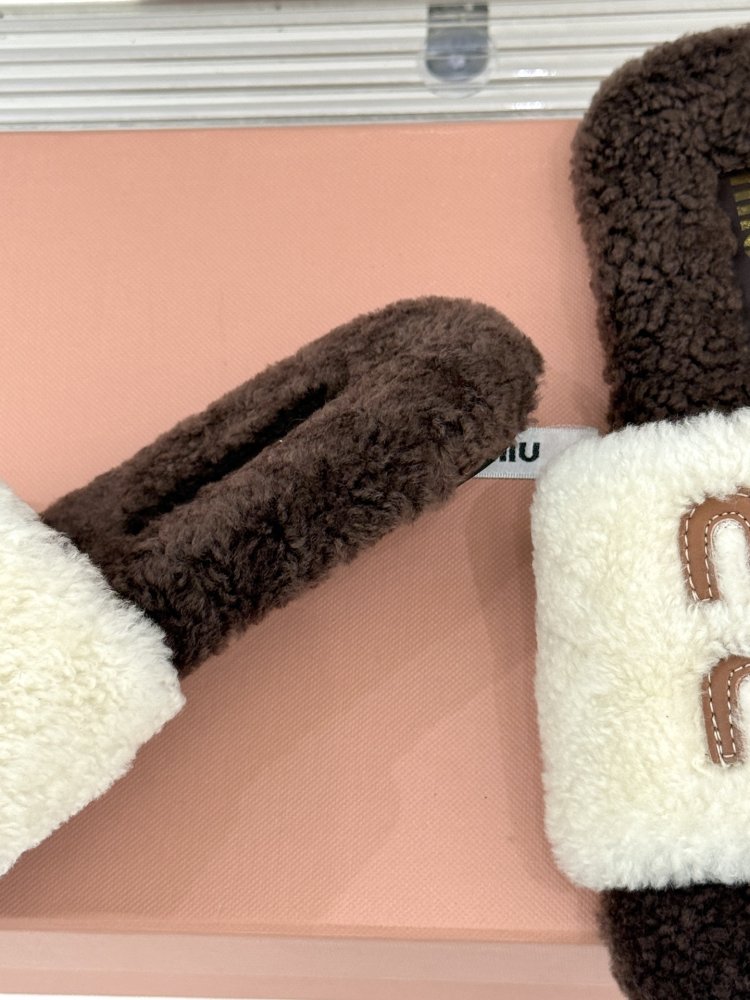 Шлепанцы меховые женские фото 6