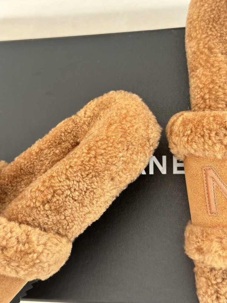 Шльопанці хутряні жіночі фото 6