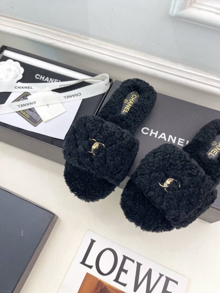 Шльопанці хутряні жіночі фото 6