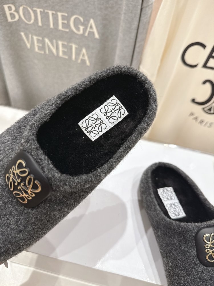 Шльопанці хутряні жіночі фото 6