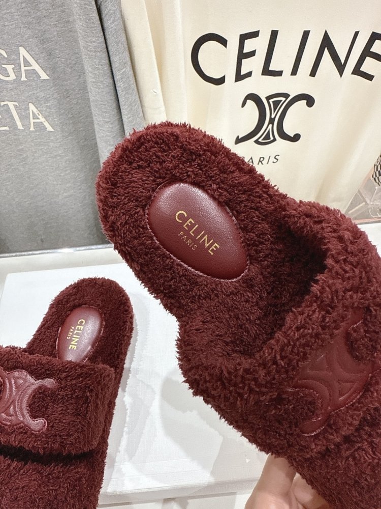 Шлепанцы меховые женские фото 6