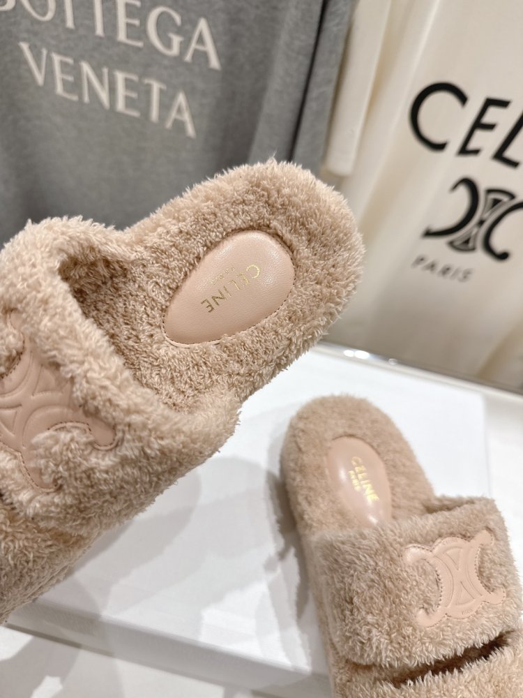 Шлепанцы меховые женские фото 6