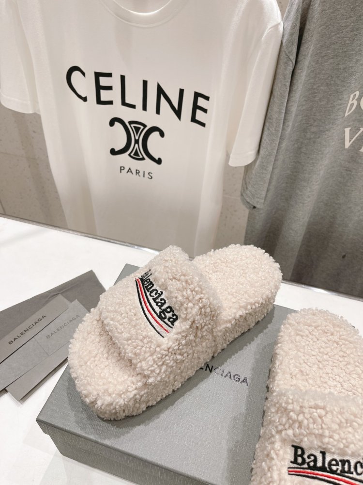 Шльопанці хутряні жіночі фото 6